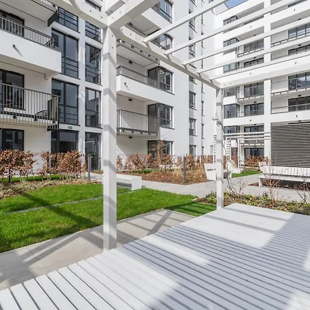 Apartment Doki Montownia By Grand